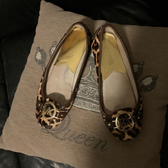 MK Michael Kors Leopard Ballet Flats - Picture 1 of 6